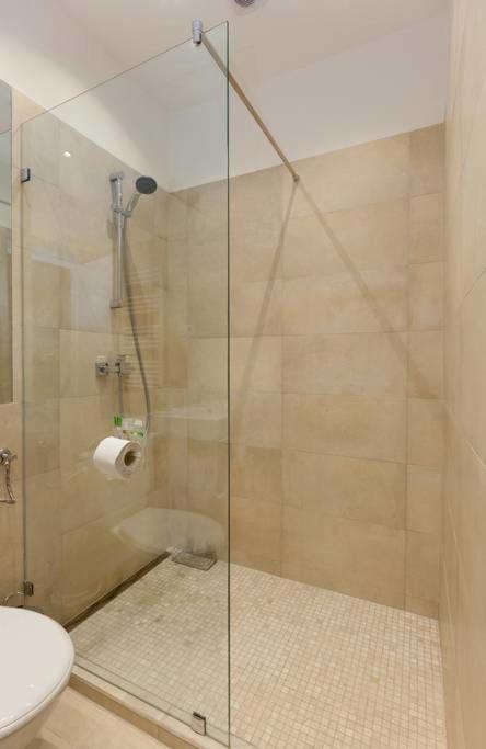 Rakoczi Apt Budapest Exteriör bild