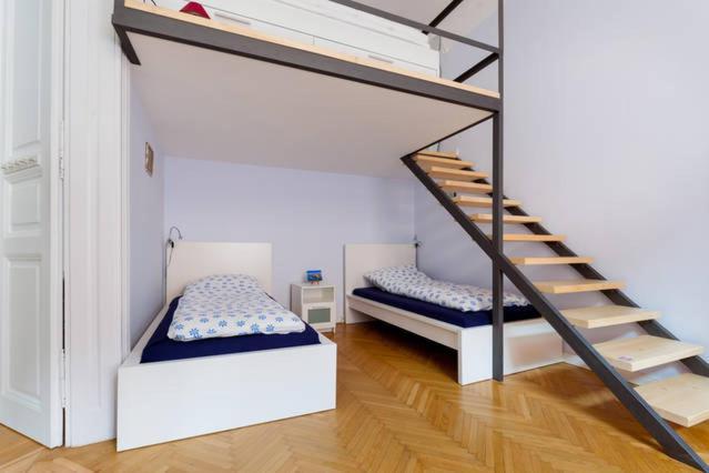 Rakoczi Apt Budapest Exteriör bild