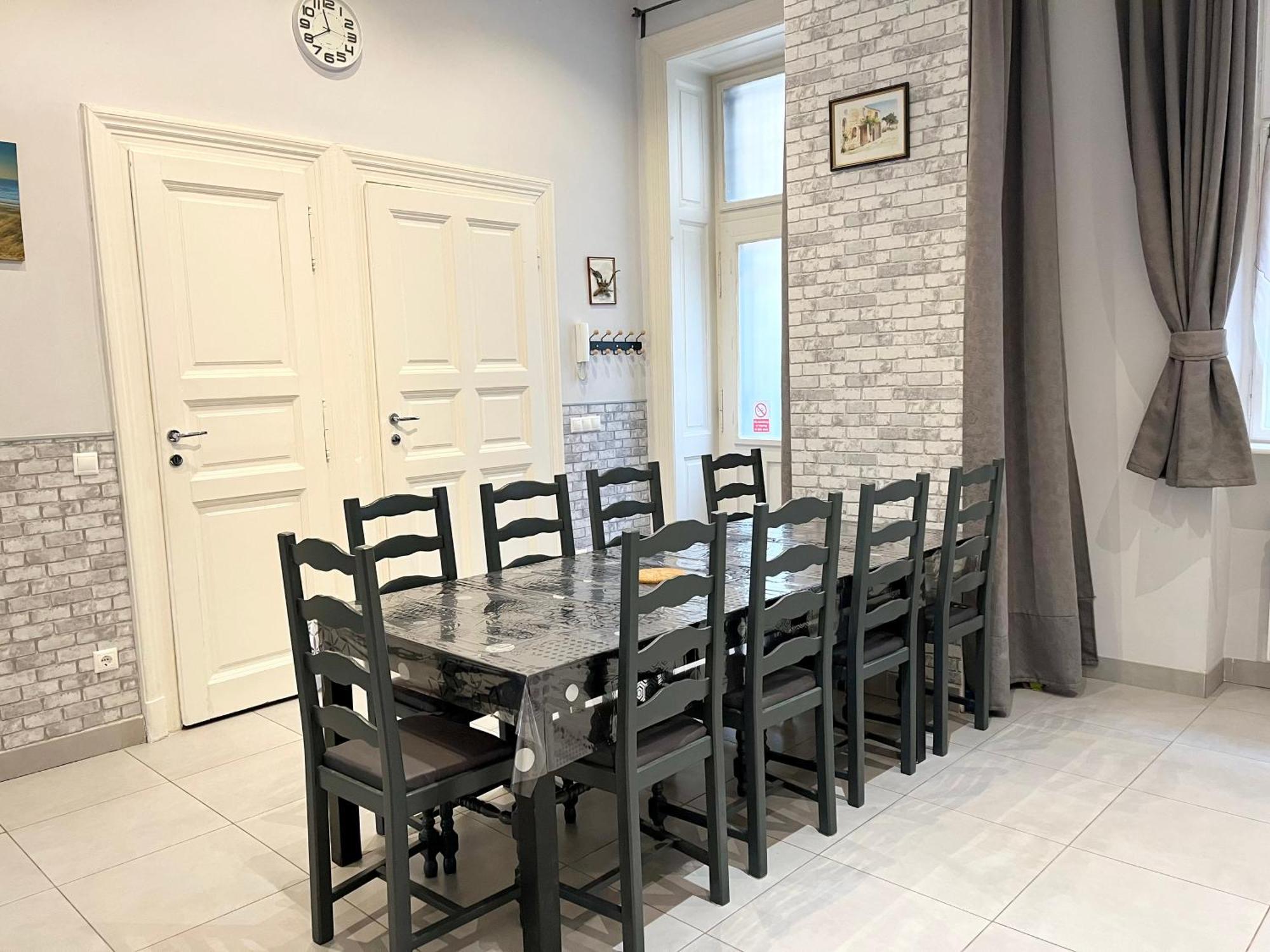 Rakoczi Apt Budapest Exteriör bild